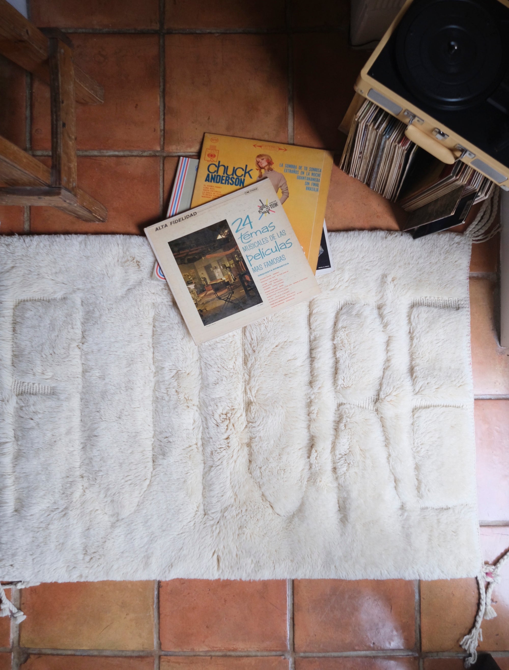 Elevate your space with our exquisite Ivory Enigma Future Rug. Crafted with classic elegance, this rug features a hidden 'Future' message subtly debossed into the luxurious fur. Discover a fusion of timeless style and contemporary intrigue, perfect for adding a touch of mystery to your décor